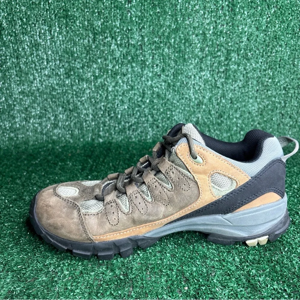VASQUE Mantra 7317 Vibram Hiking Trail Shoes Womens Size 9 Leather Brown Outdoor